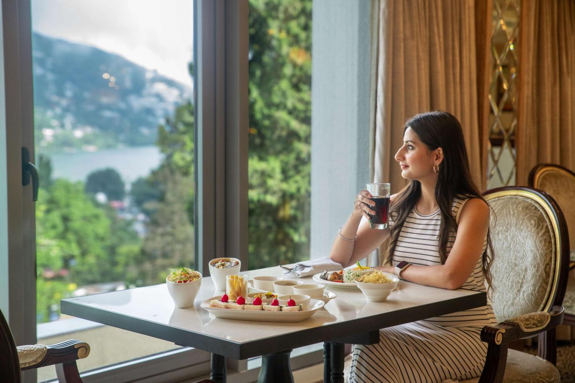 Namah Nainital, A Member Of Radisson Individuals Retreats Hotel Ngoại thất bức ảnh